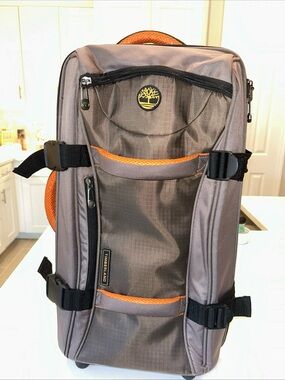 Timberland 23” Rolling Wheeled Upright Carry On Suitcase